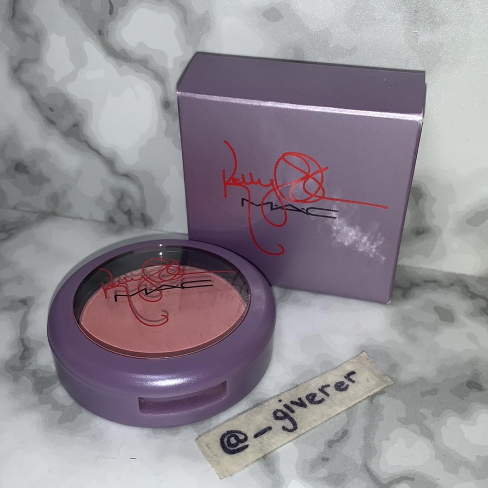 Cheeky Bugger Kelly Osbourne MAC Powder Blush